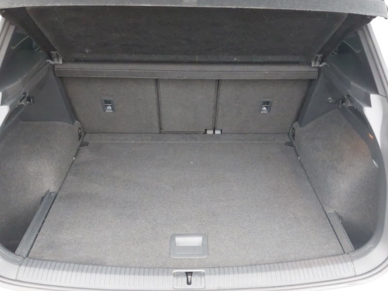 Used Volkswagen Tiguan 2018 for sale - 76397403: Photo 8