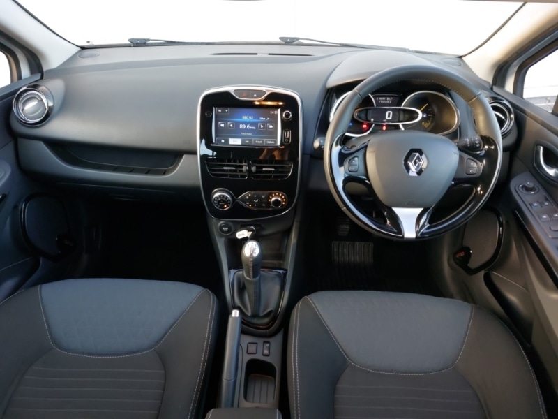 Used Renault Clio 2015 for sale - 77004533: Photo 2