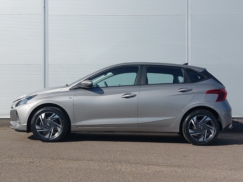 Used Hyundai i20 2022 for sale - 77987739: Photo 4