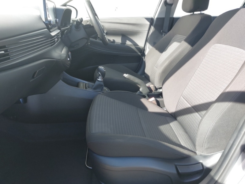 Used Hyundai i20 2022 for sale - 77987739: Photo 5