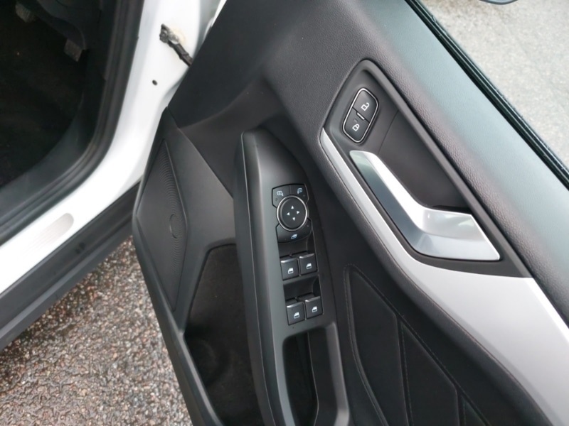 Used Ford Focus 2019 for sale - 77090381: Photo 12