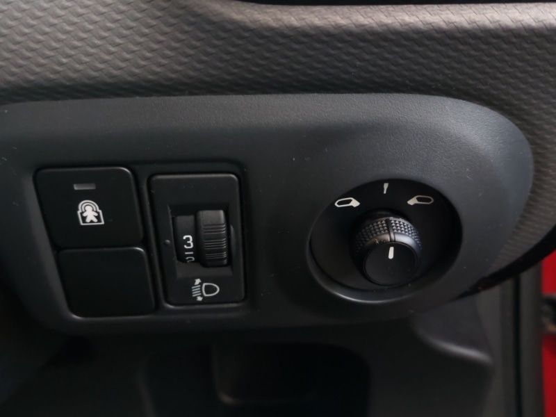 Used Citroen C4 Cactus 2015 for sale - 76414355: Photo 15