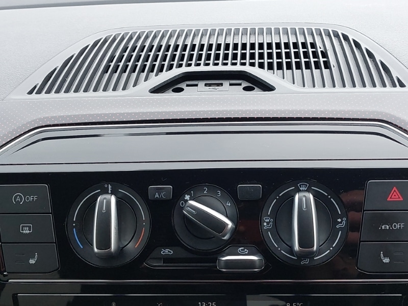 Used Volkswagen up! 2021 for sale - 76613757: Photo 16