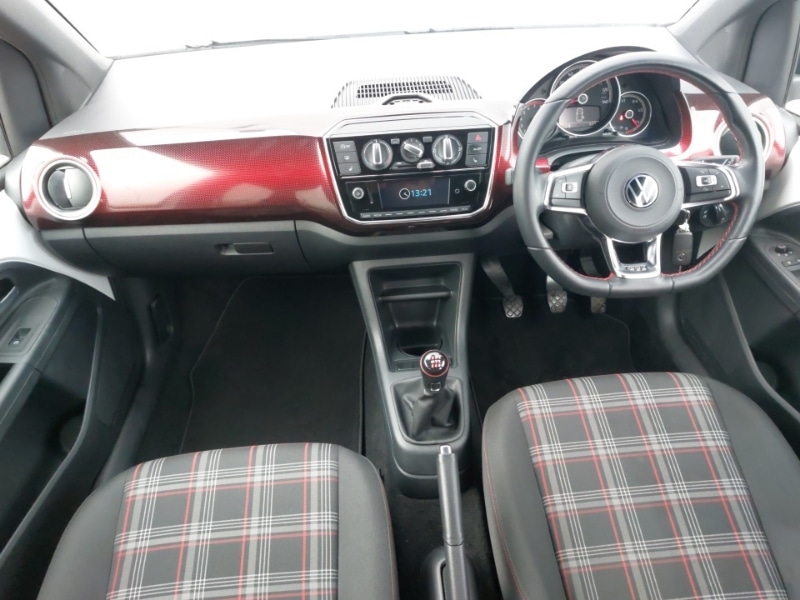 Used Volkswagen up! 2021 for sale - 76613757: Photo 2