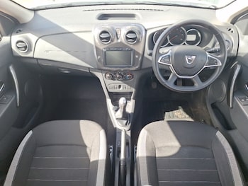 Used Dacia Sandero Stepway 2019 for sale - 79452114: Photo