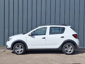 Used Dacia Sandero Stepway 2019 for sale - 79452114: Photo