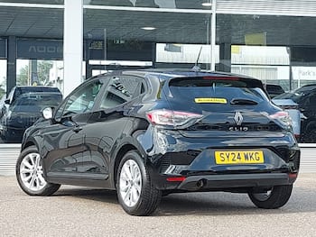 Used Renault Clio 2024 for sale - 79659742: Photo