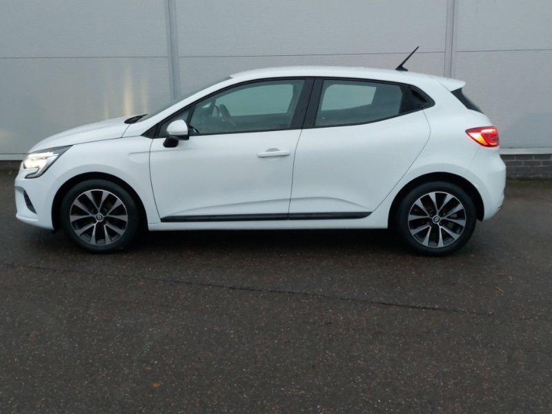 Used Renault Clio 2022 for sale - 76963945: Photo 4