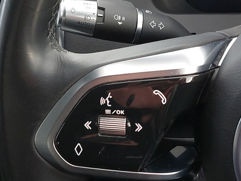 Used Jaguar XE 2019 for sale - 77645065: Photo 18