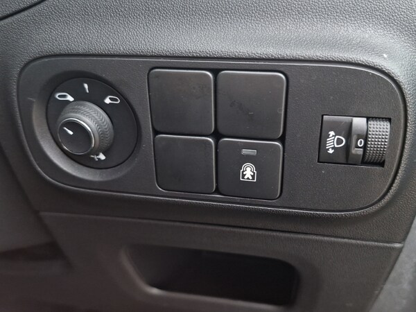 Used Citroen C3 2023 for sale - 76071232: Photo 15
