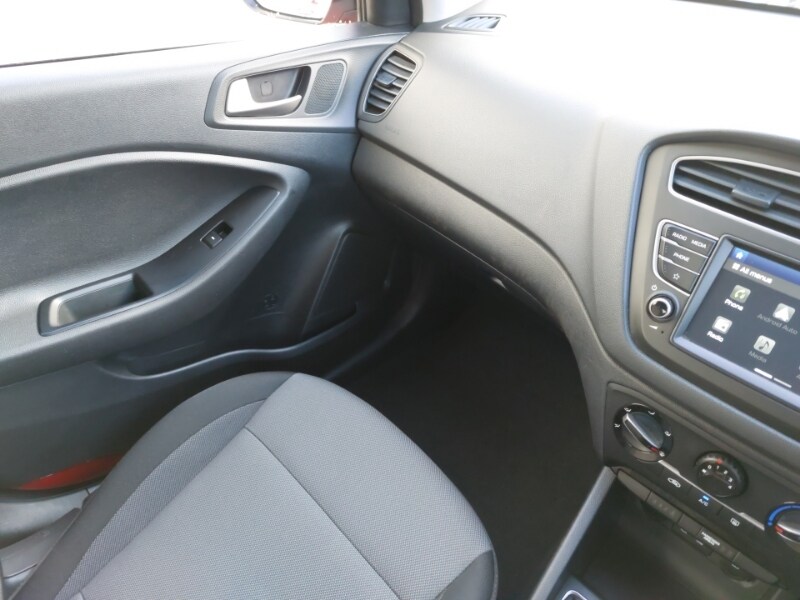 Used Hyundai i20 2019 for sale - 78211350: Photo 19