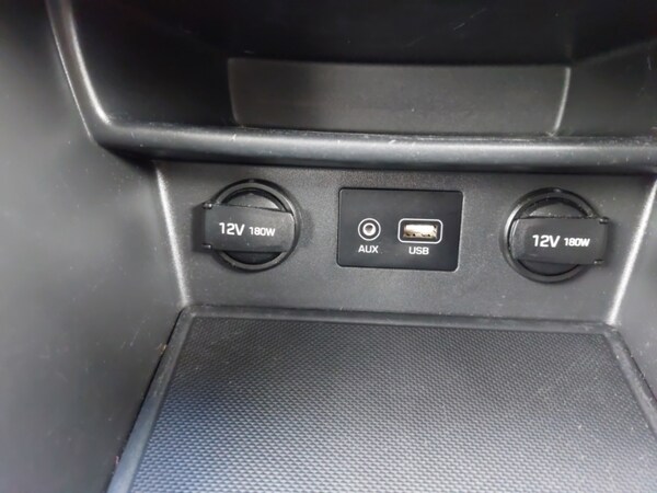 Used Hyundai KONA 2018 for sale - 76233326: Photo 16