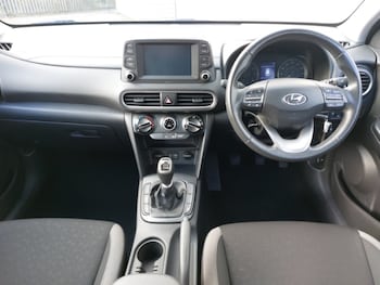 Used Hyundai KONA 2018 for sale - 76233326: Photo 2