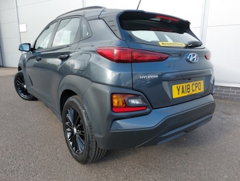 Used Hyundai KONA 2018 for sale - 76233326: Photo 3