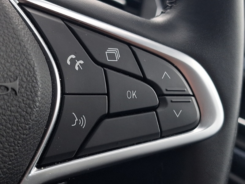 Used Renault Arkana 2023 for sale - 76343336: Photo 13