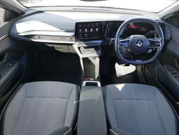 Used Renault Megane E Tech 2022 for sale - 76053540: Photo