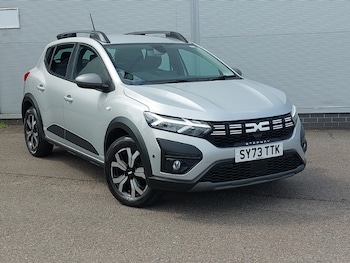 Used Dacia Sandero Stepway 2023 for sale - 79231555: Photo
