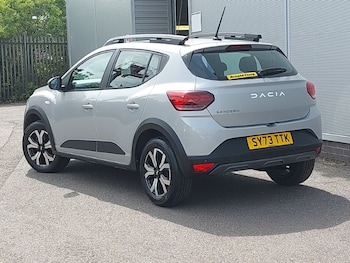 Used Dacia Sandero Stepway 2023 for sale - 79231555: Photo