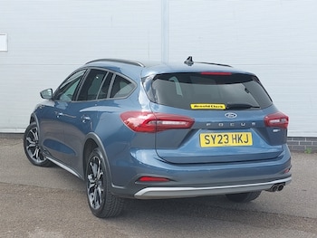 Used Ford Focus 2023 for sale - 79020335: Photo