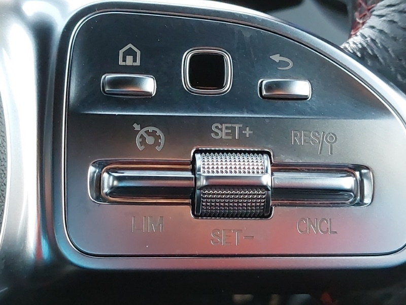 Used Mercedes-Benz GLB 2023 for sale - 77251979: Photo 18