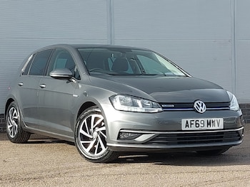 Used Volkswagen Golf 2019 for sale - 78202754: Photo