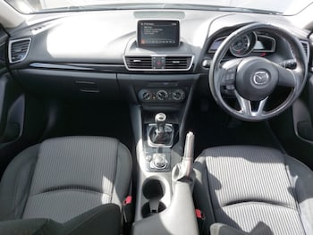 Used Mazda Mazda3 2016 for sale - 79461282: Photo