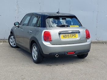 Used MINI Hatch 2019 for sale - 79126447: Photo