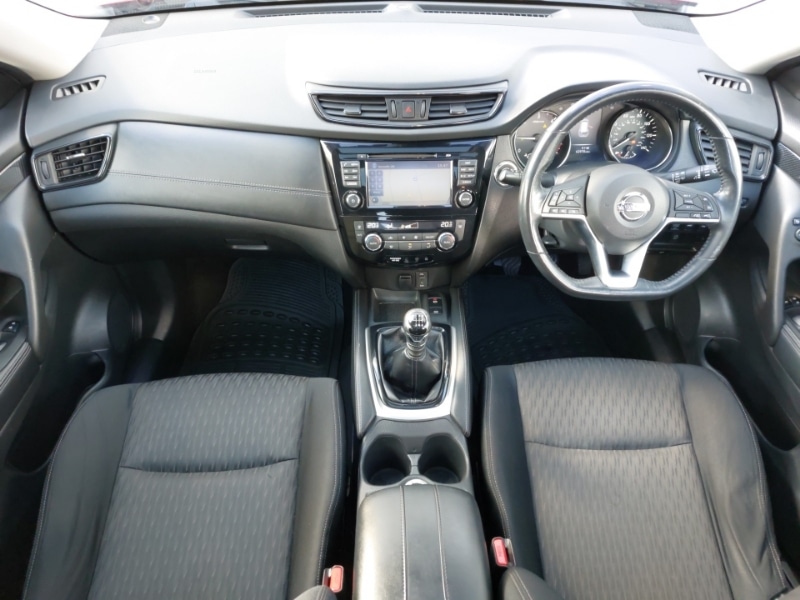 Used Nissan X-Trail 2018 for sale - 78202740: Photo 2