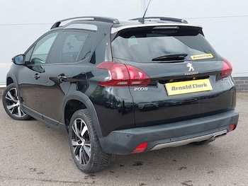 Used Peugeot 2008 2019 for sale - 78440662: Photo