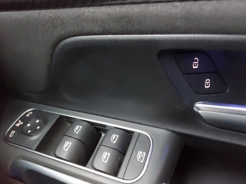 Used Mercedes-Benz GLB 2023 for sale - 77141564: Photo 15