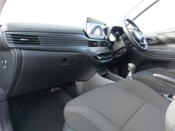 Used Hyundai BAYON 2025 for sale - 76199240: Photo 5
