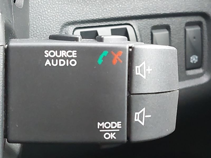 Used Renault Clio 2019 for sale - 78065688: Photo 17