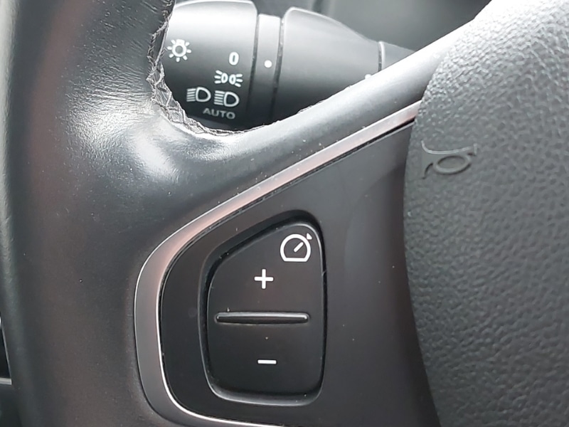 Used Renault Clio 2019 for sale - 78065688: Photo 18