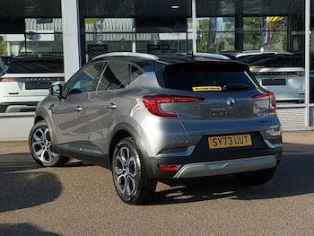 Used Renault Captur 2023 for sale - 79768457: Photo