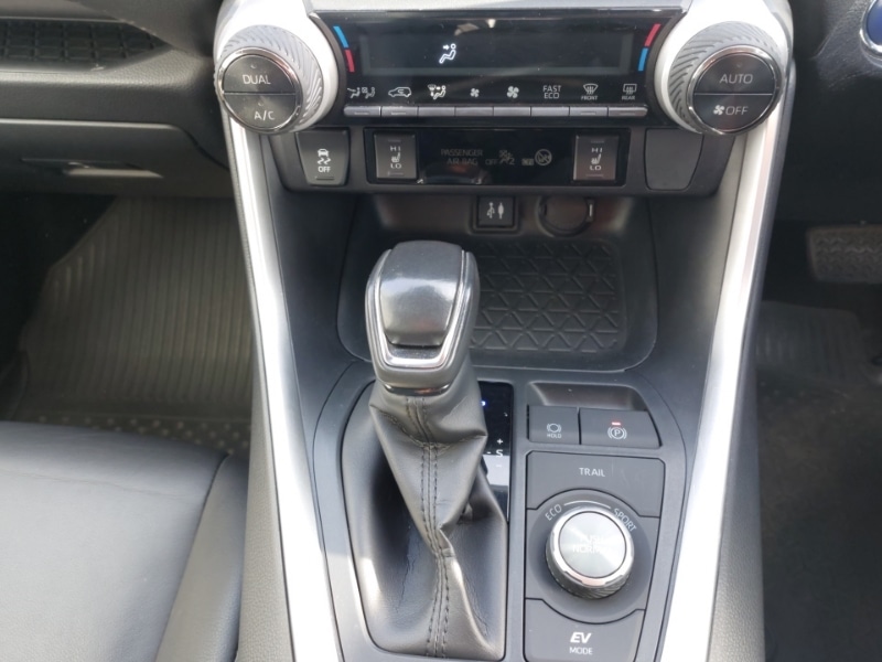 Used Toyota RAV4 2019 for sale - 76354436: Photo 17