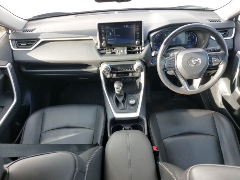 Used Toyota RAV4 2019 for sale - 76354436: Photo 2