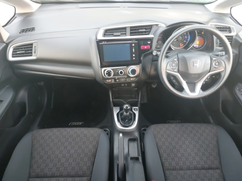Used Honda Jazz 2016 for sale - 77324900: Photo 2