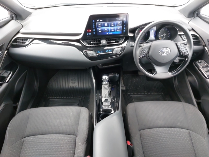 Used Toyota C-HR 2019 for sale - 78147060: Photo 2
