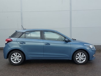 Used Hyundai i20 2018 for sale - 78585060: Photo