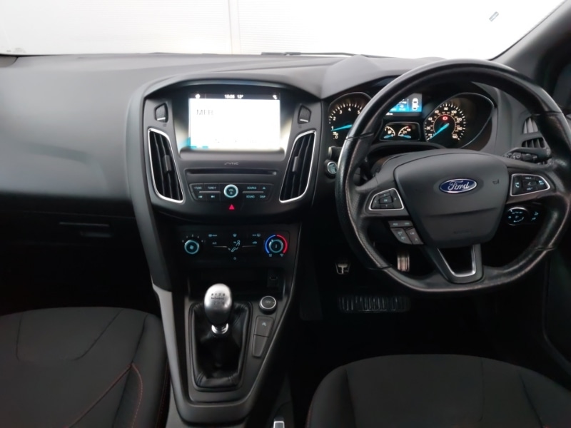 Used Ford Focus 2018 for sale - 76951726: Photo 2