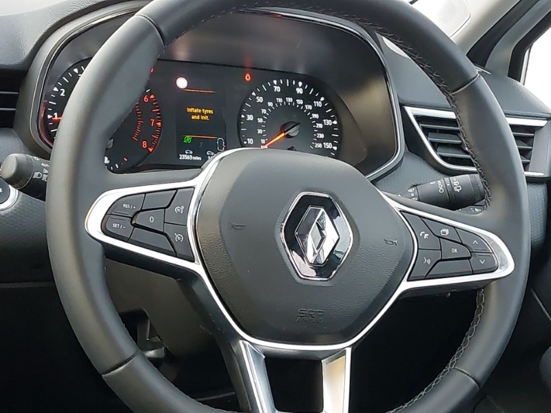 Used Renault Clio 2022 for sale - 76815808: Photo 10