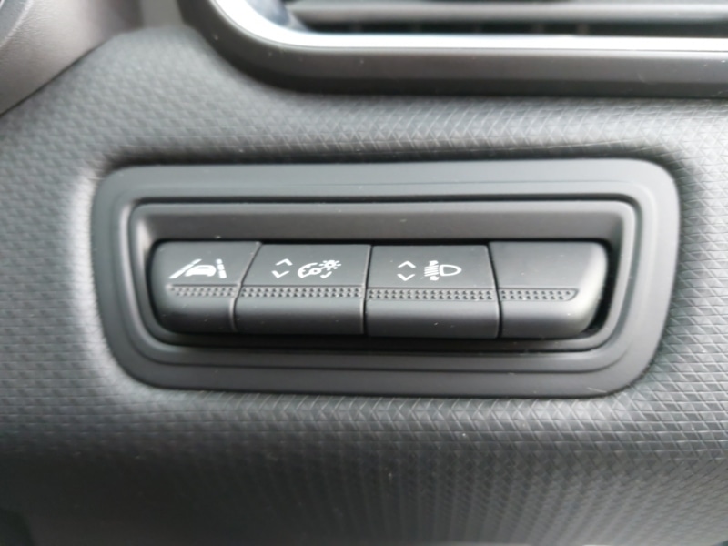 Used Renault Clio 2022 for sale - 76815808: Photo 12