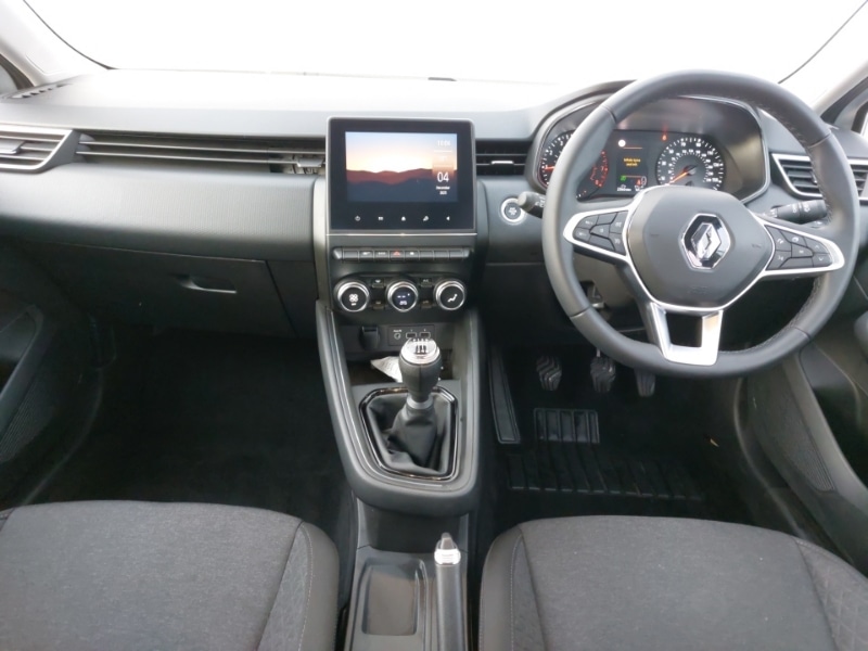 Used Renault Clio 2022 for sale - 76815808: Photo 2