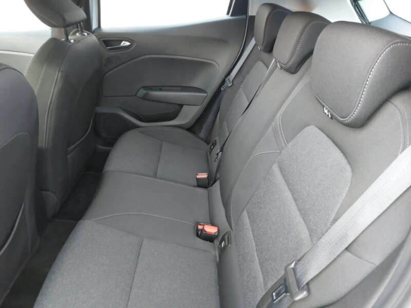 Used Renault Clio 2022 for sale - 76815808: Photo 6