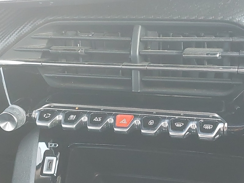 Used Peugeot 2008 2021 for sale - 77969242: Photo 16