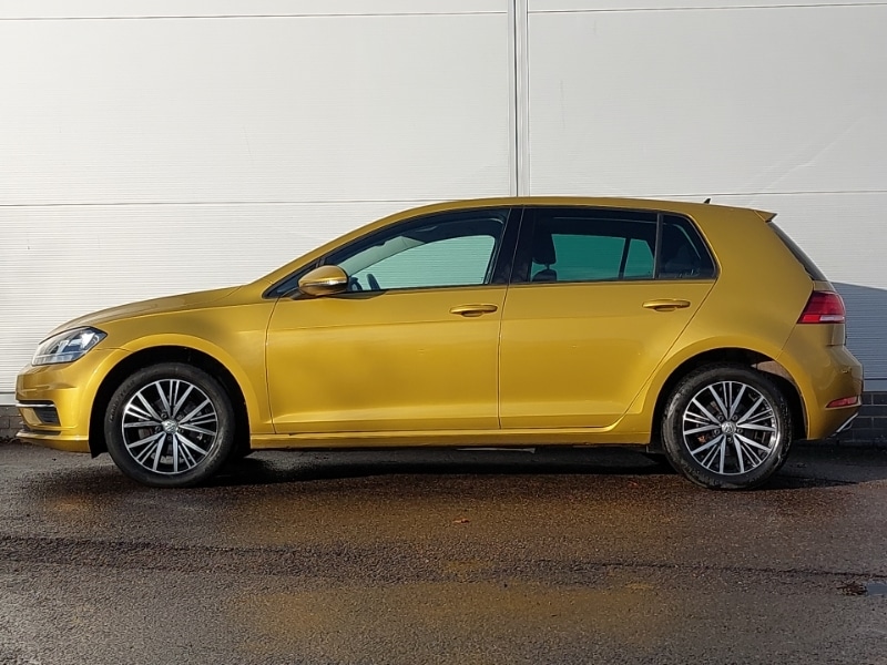 Used Volkswagen Golf 2017 for sale - 76628686: Photo 4