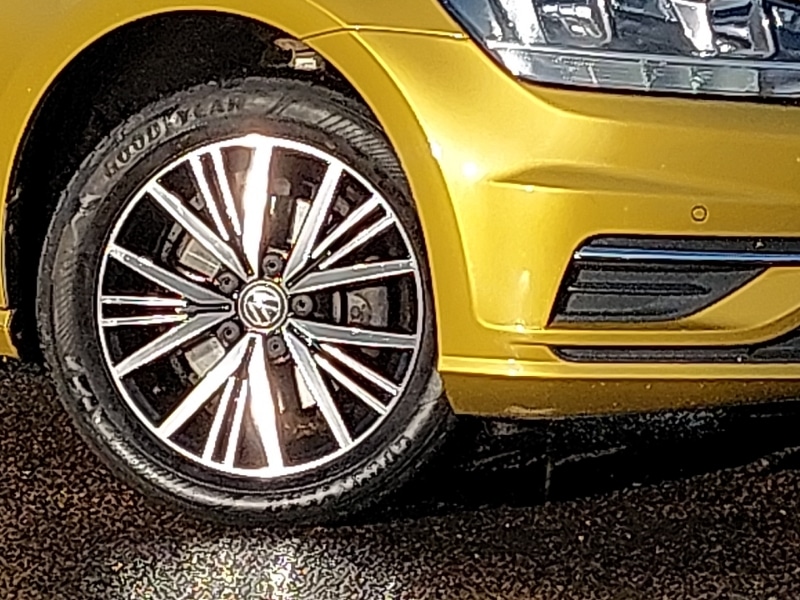 Used Volkswagen Golf 2017 for sale - 76628686: Photo 9