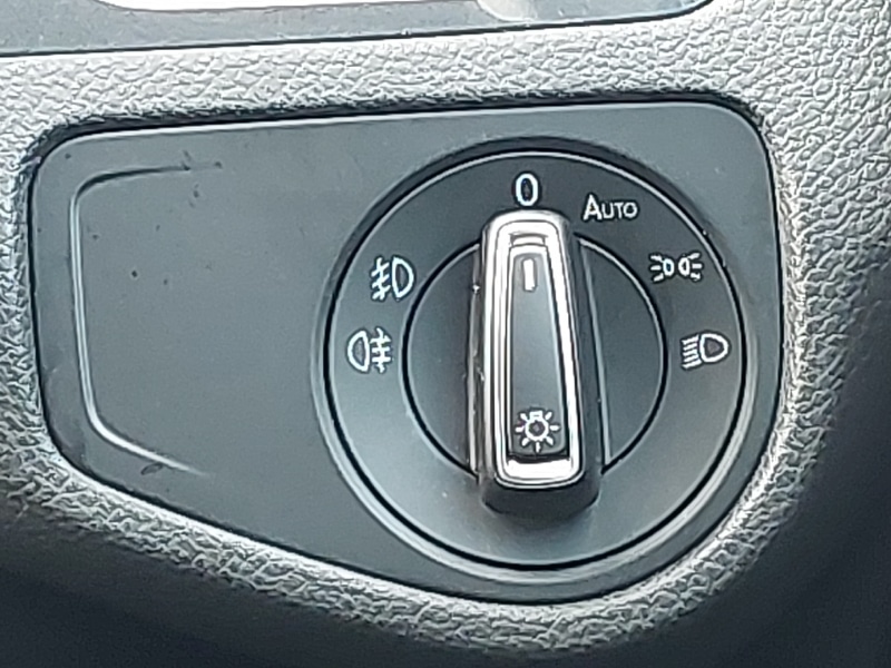 Used Volkswagen Golf 2019 for sale - 77837736: Photo 11