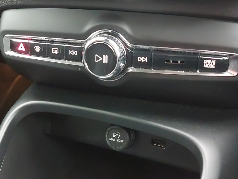 Used Volvo XC40 2018 for sale - 78023631: Photo 17