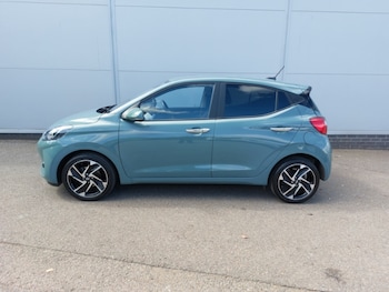 Used Hyundai i10 2023 for sale - 79092177: Photo